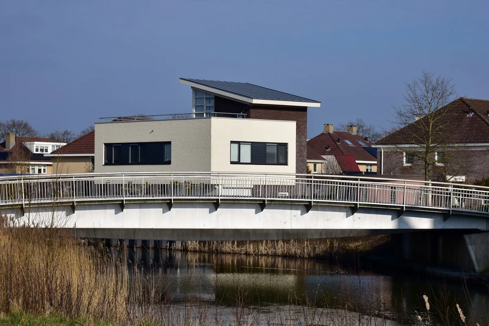 Zonnepanelen Oost West Opstelling: Eigenverbruik bij