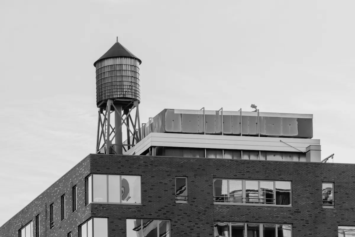 Zonnepanelen saldering VvE individueel 2027: gevolgen